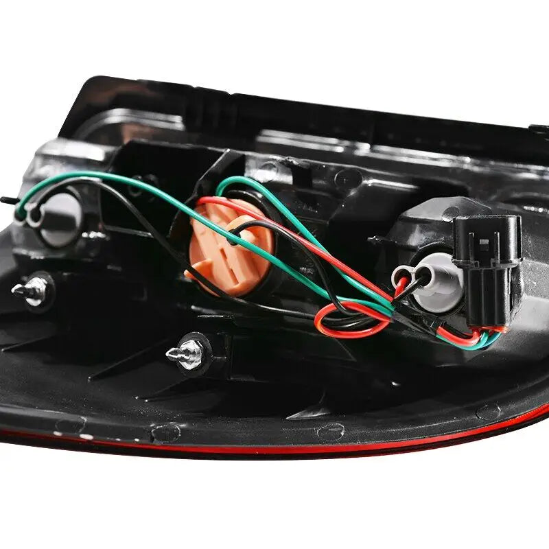 Car LED Tail Light for Mitsubishi L200 / Triton 2005–2016 – Rear Lamp Assembly, Brake & Reverse Light Housing
